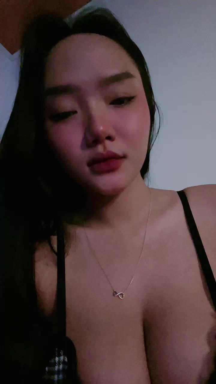 Temenin Lianliw Host Legend yang Lagi Binal ID 68507185 Mango