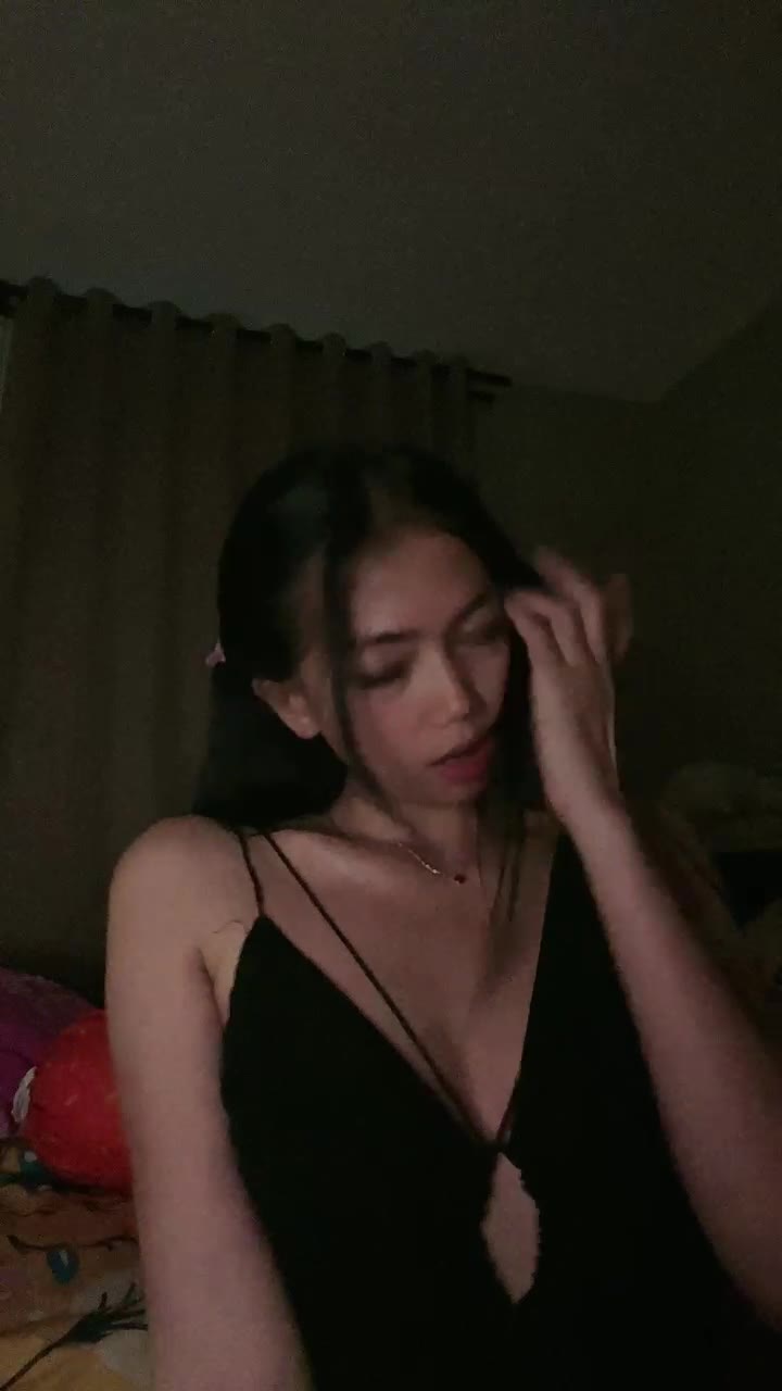 RCH Azakaa Spill Uting Ebot Guling Hot ID 62794746 Mango